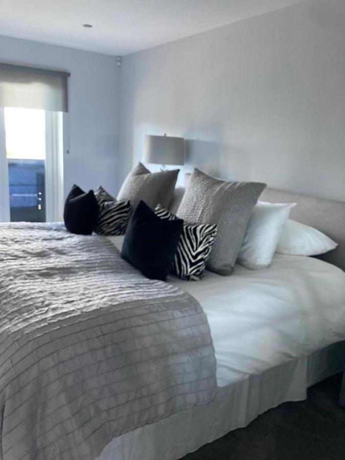 Shorthorn Apartment, 53A Sea Road Carlyon-öböl Kültér fotó